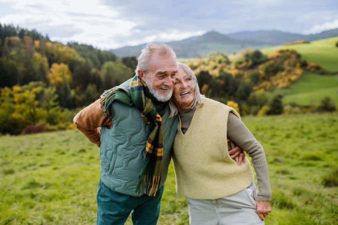 Senior Citizens and Online Dating - Tips for Staying Safe and Finding Love-meta